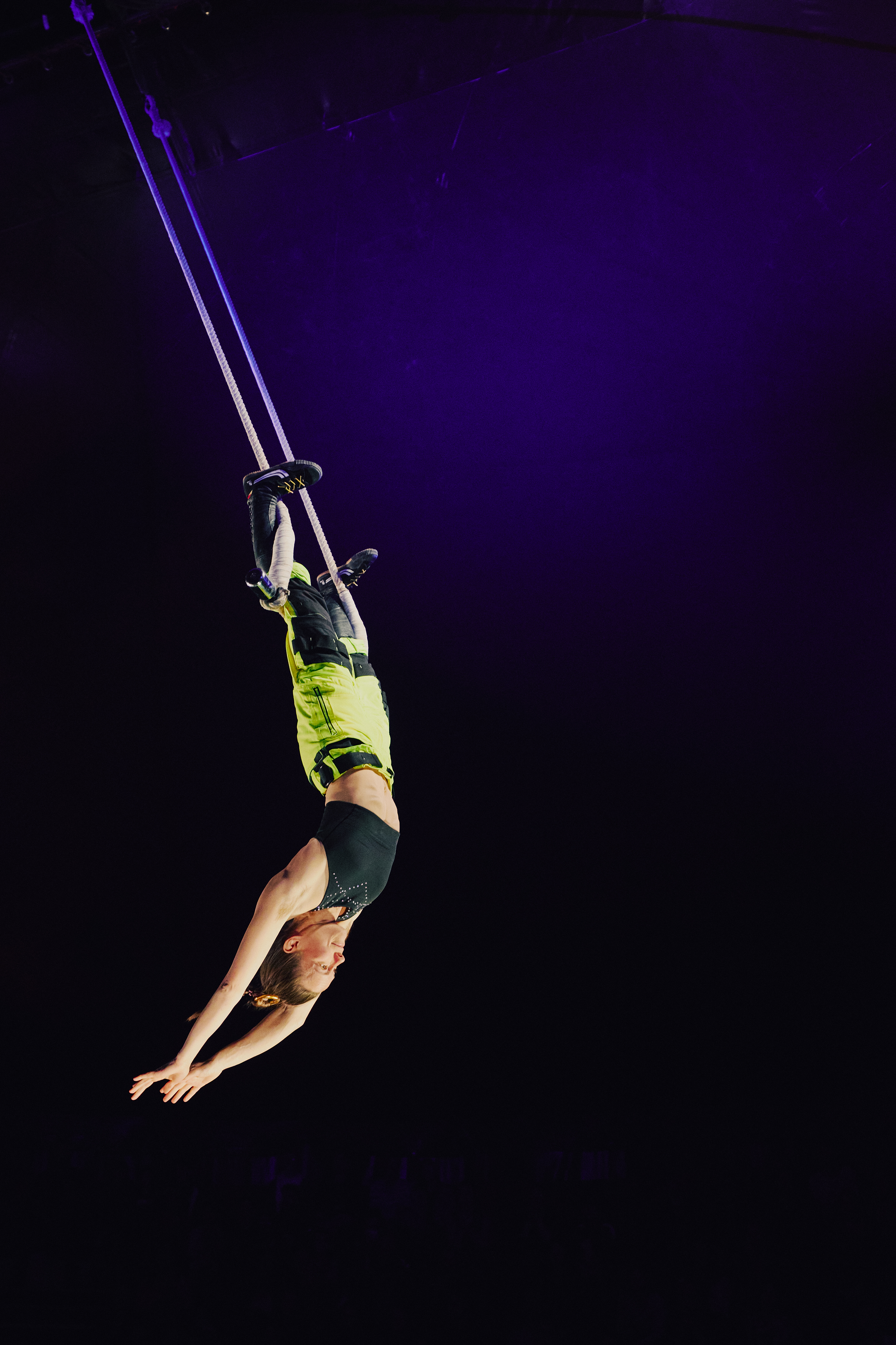 High resolution photo of trapeze